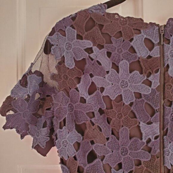 $468, ELIE TAHARI, "Ophelia" Floral Crochet Dress - 2 - Picture 4 of 8
